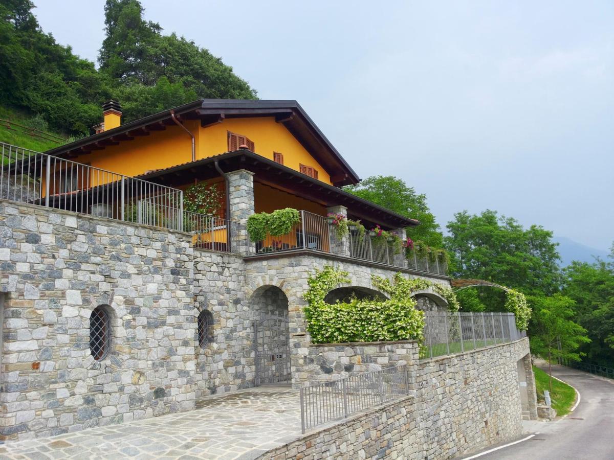 Villa Valuri Vista Magnifica Sul Lago Di Como Appartamento Piano Terra Vercana Luaran gambar