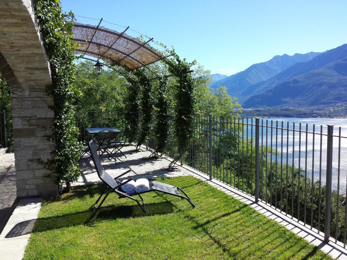 Villa Valuri Vista Magnifica Sul Lago Di Como Appartamento Piano Terra Vercana Luaran gambar